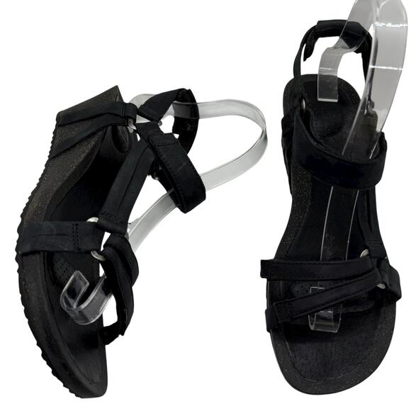 Teva Ysidro Black Sandals size 8 - Picture 1 of 7